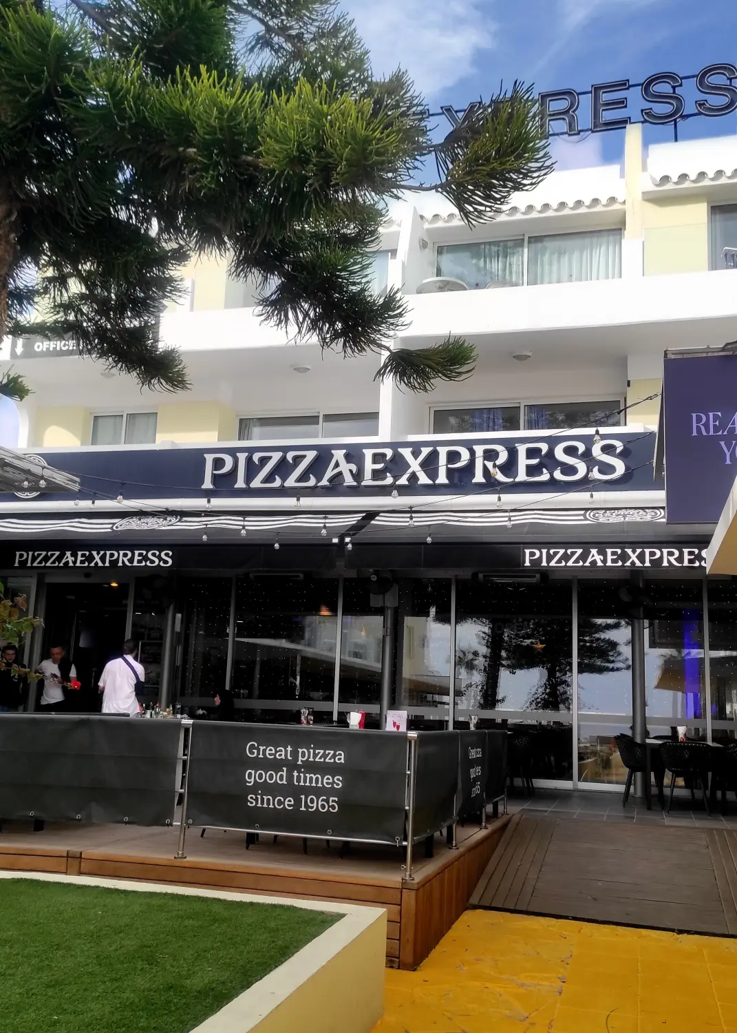 „Pizza Express“ von Dream Apartments Pafos 